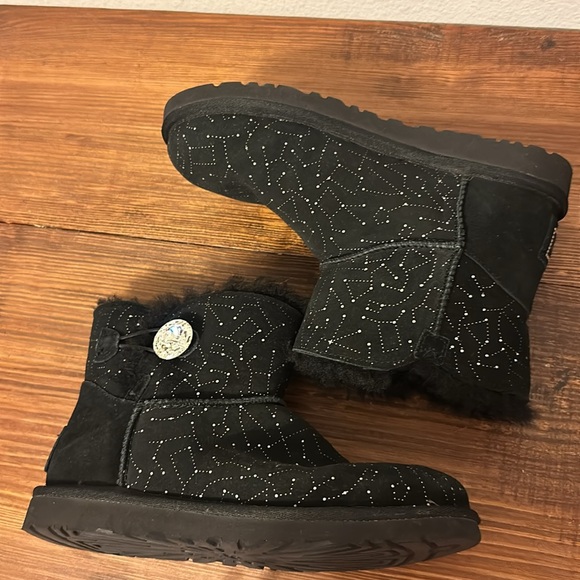 UGG Women's Mini Bailey Button Bling Constellation - Picture 2 of 8
